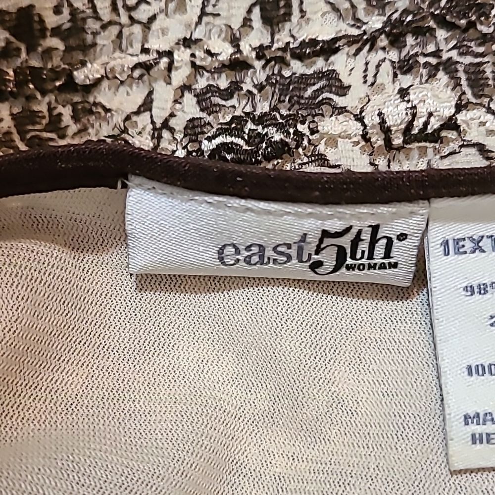 East 5th Brown & Cream Textured Blouse with Brown Trim Neckline, Size 1X - Picture 8 of 10